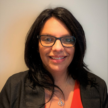 Votre consultant megAgence : Emilie ANDOUCHE Photographie du consultant